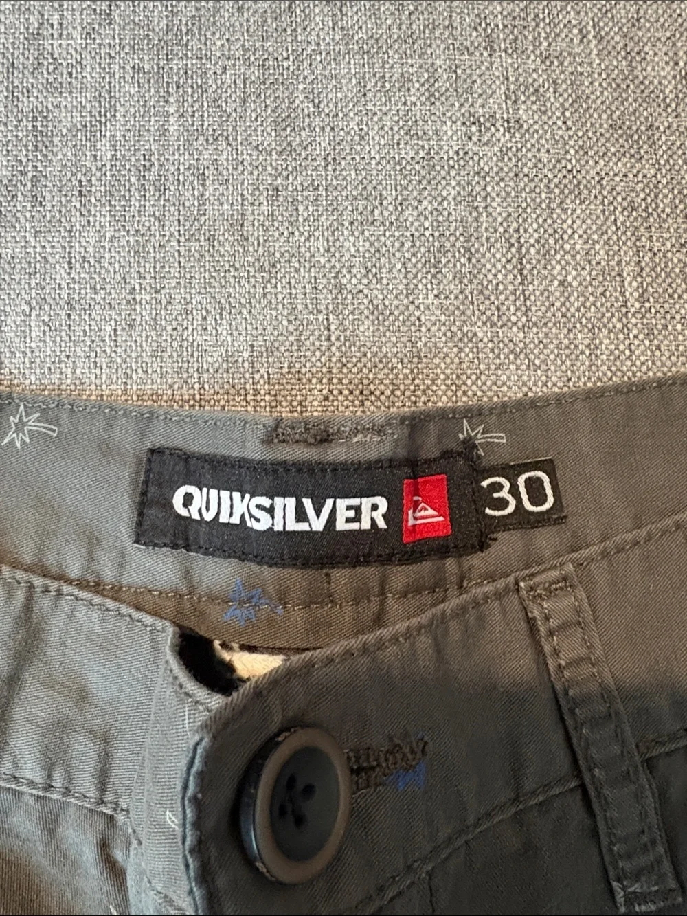 Quiksilver Gray Palm-Print Men's Chino Shorts